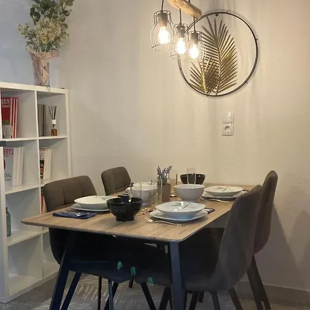 아파트 Zentrale, Moderne Innenstadtwohnung