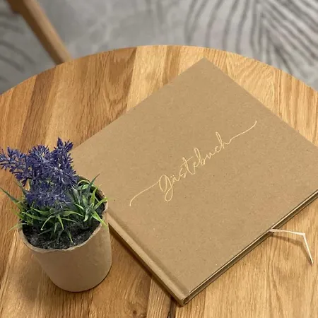 Lejlighed Zentrale, Moderne Innenstadtwohnung *